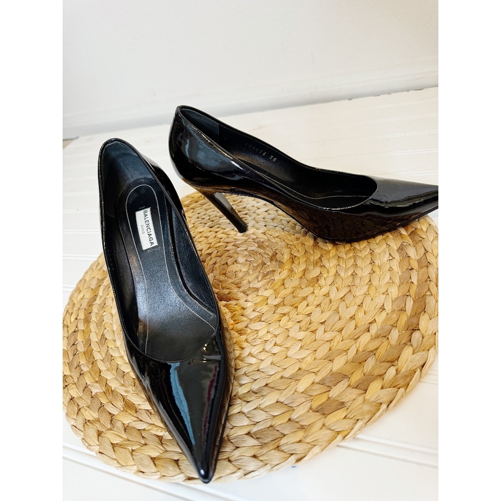 BALENCIAGA Tallon Slash Slanted Patent-Leather Heel Pumps - Black - Picture 2 of 12